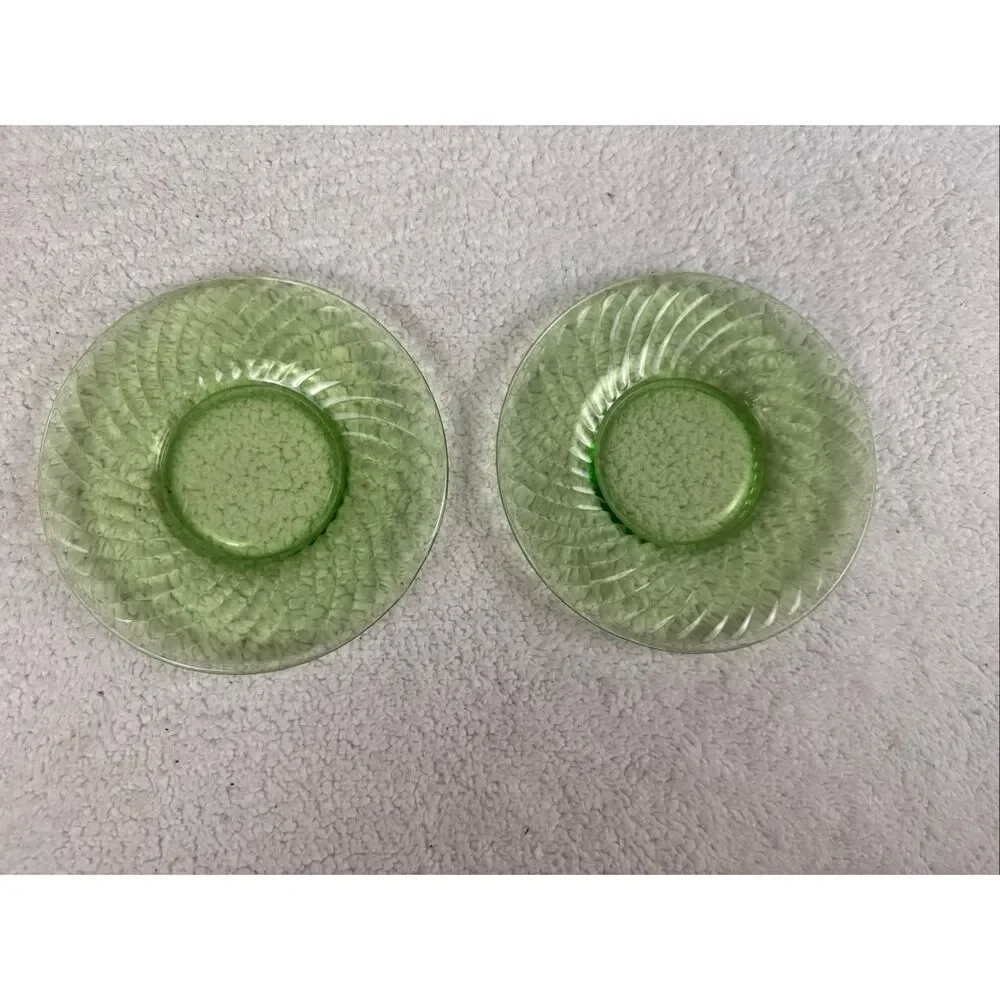 Vintage Uranium Glass Plates 6” Spiral/Swirl Pattern - Set Of 10